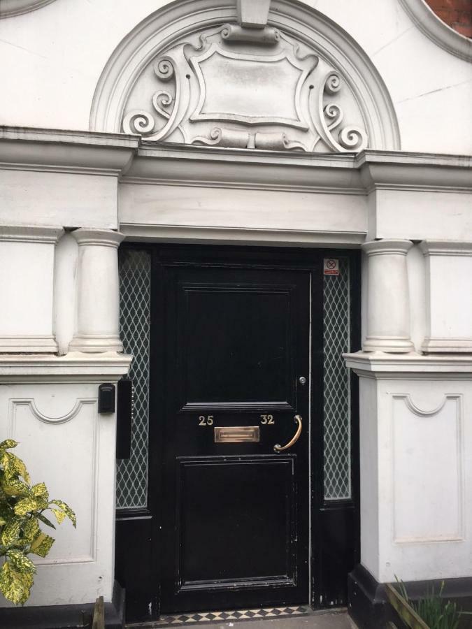 Stunning 2 Bed Flat Shepherds Bush Διαμέρισμα Λονδίνο Εξωτερικό φωτογραφία